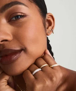 Earrings<Mejuri Mini Baguette Diamond Studs